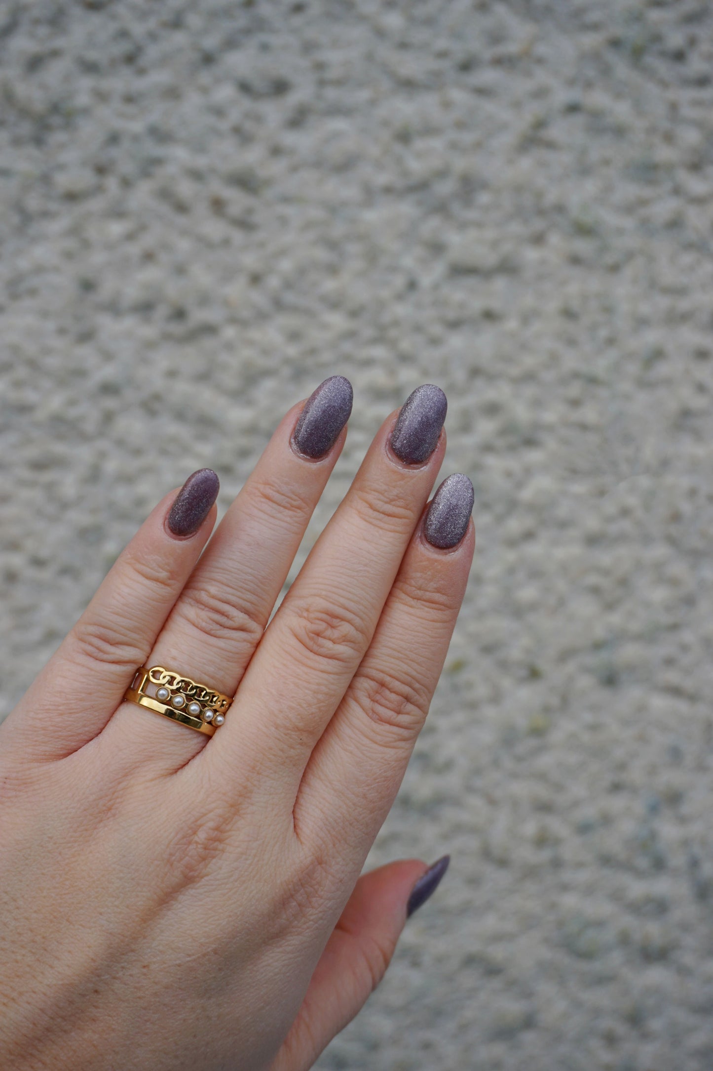 Bague dorée triple chaîne et perles