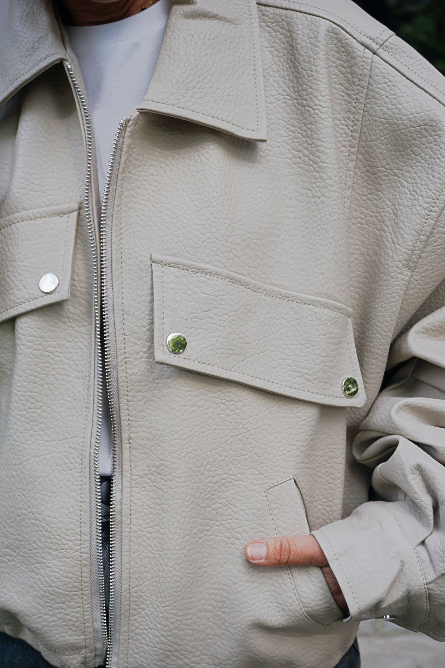 Blouson en simili cuir crème