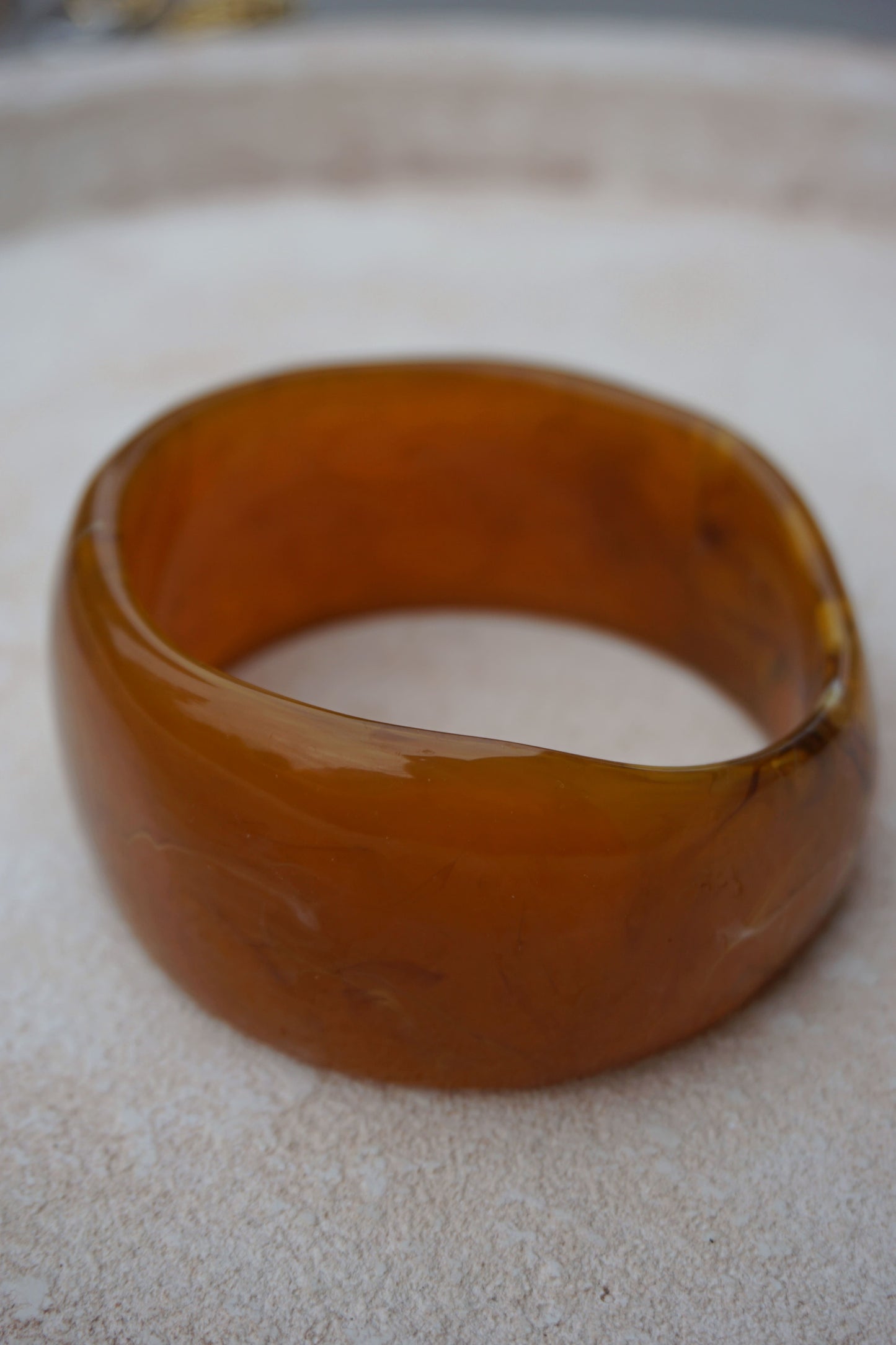Bracelet épais résine terracotta