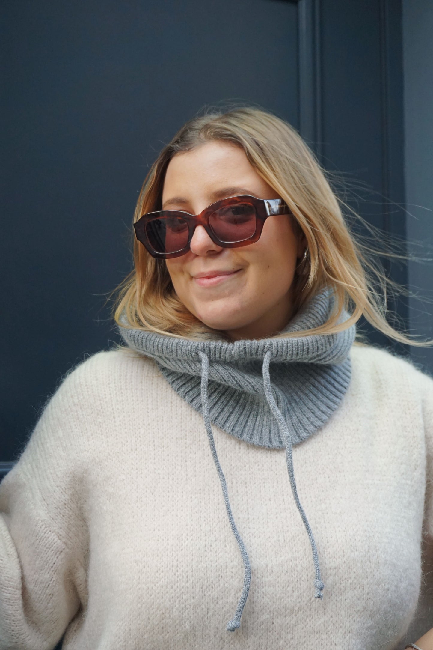 Cagoule laine angora grise