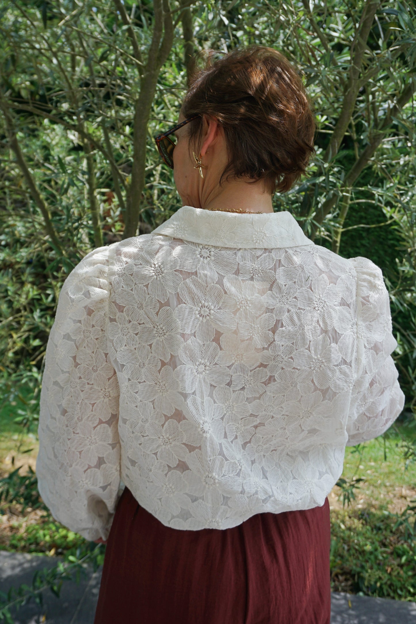 Chemise crème dentelle fleur