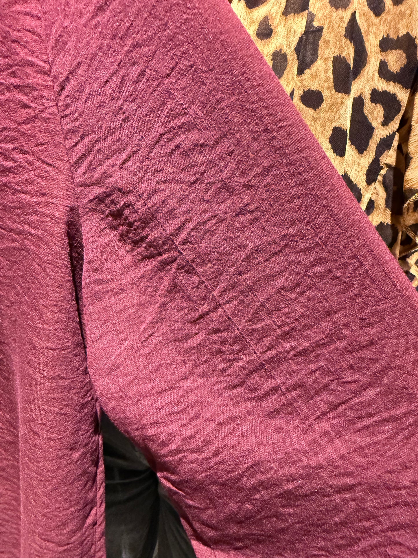 Blouse bordeaux broderies fleurs PETIT DÉFAUT