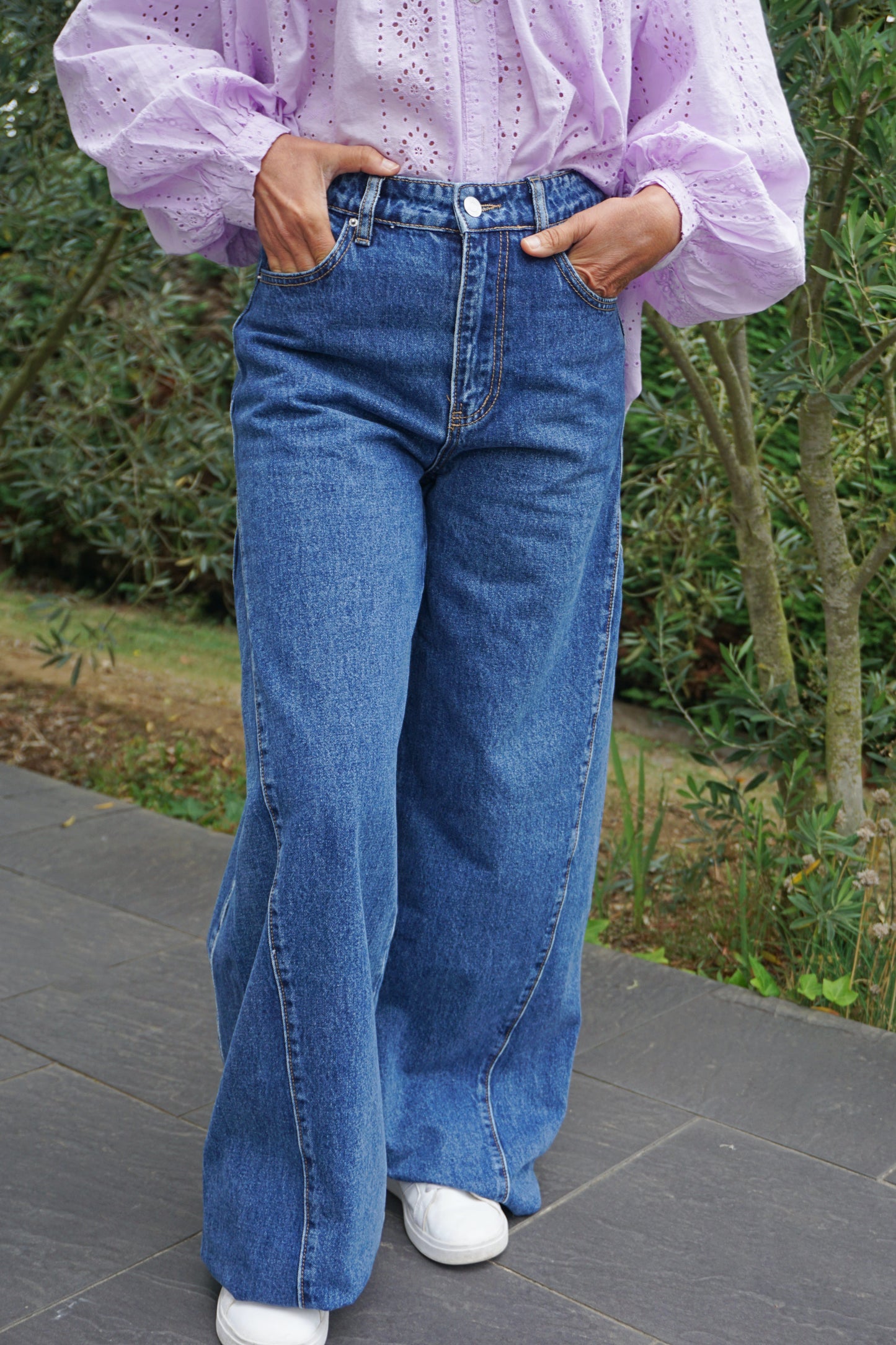 Jean wide leg bleu brut empiècement
