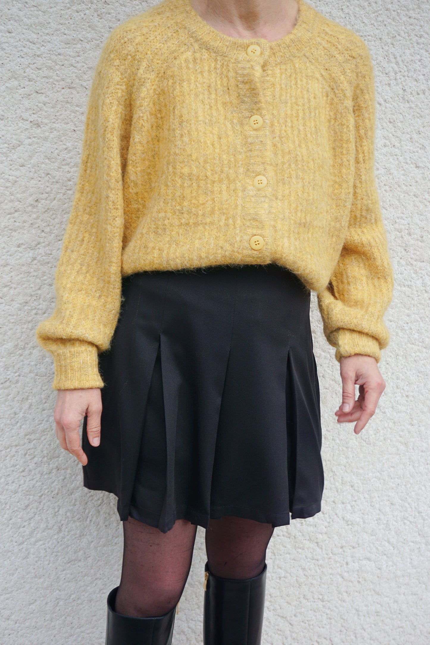 Jupe-short noire plissée
