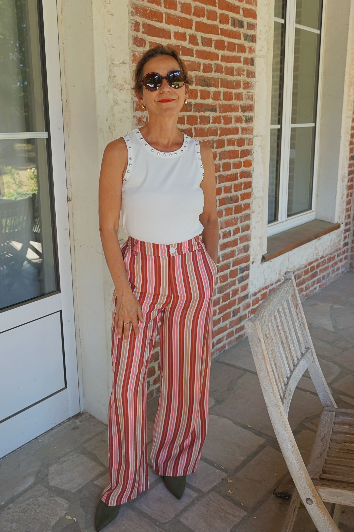 Pantalon wide leg fluide rayé rose bordeaux