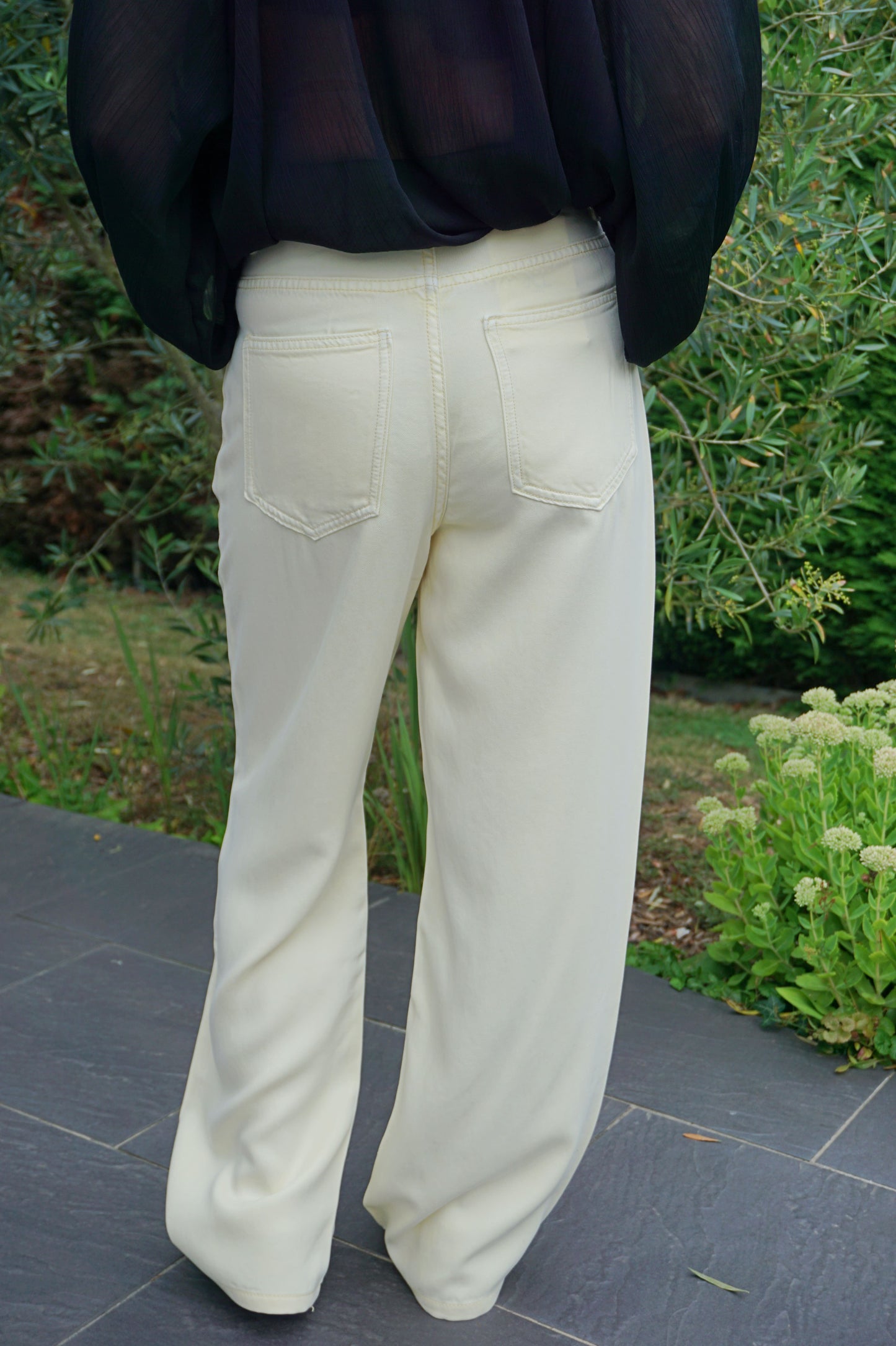 Pantalon wide leg jaune beurre