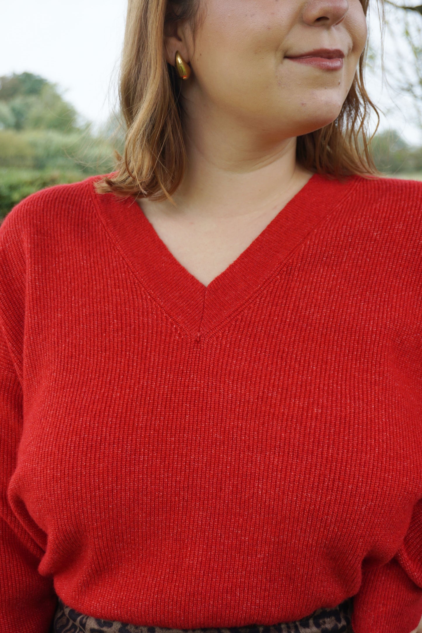 Pull col V rouge