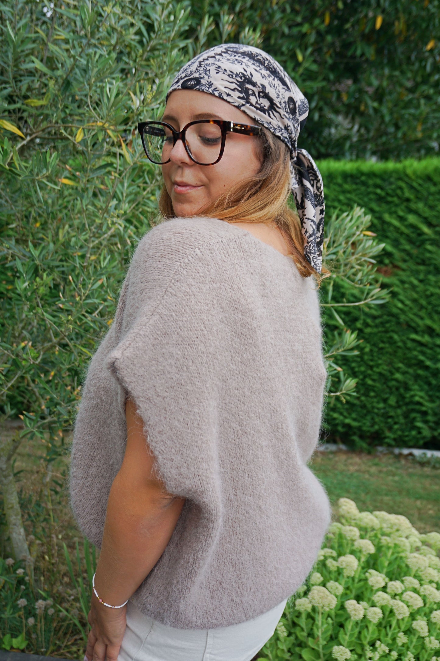 Pull taupe alpaga manches courtes