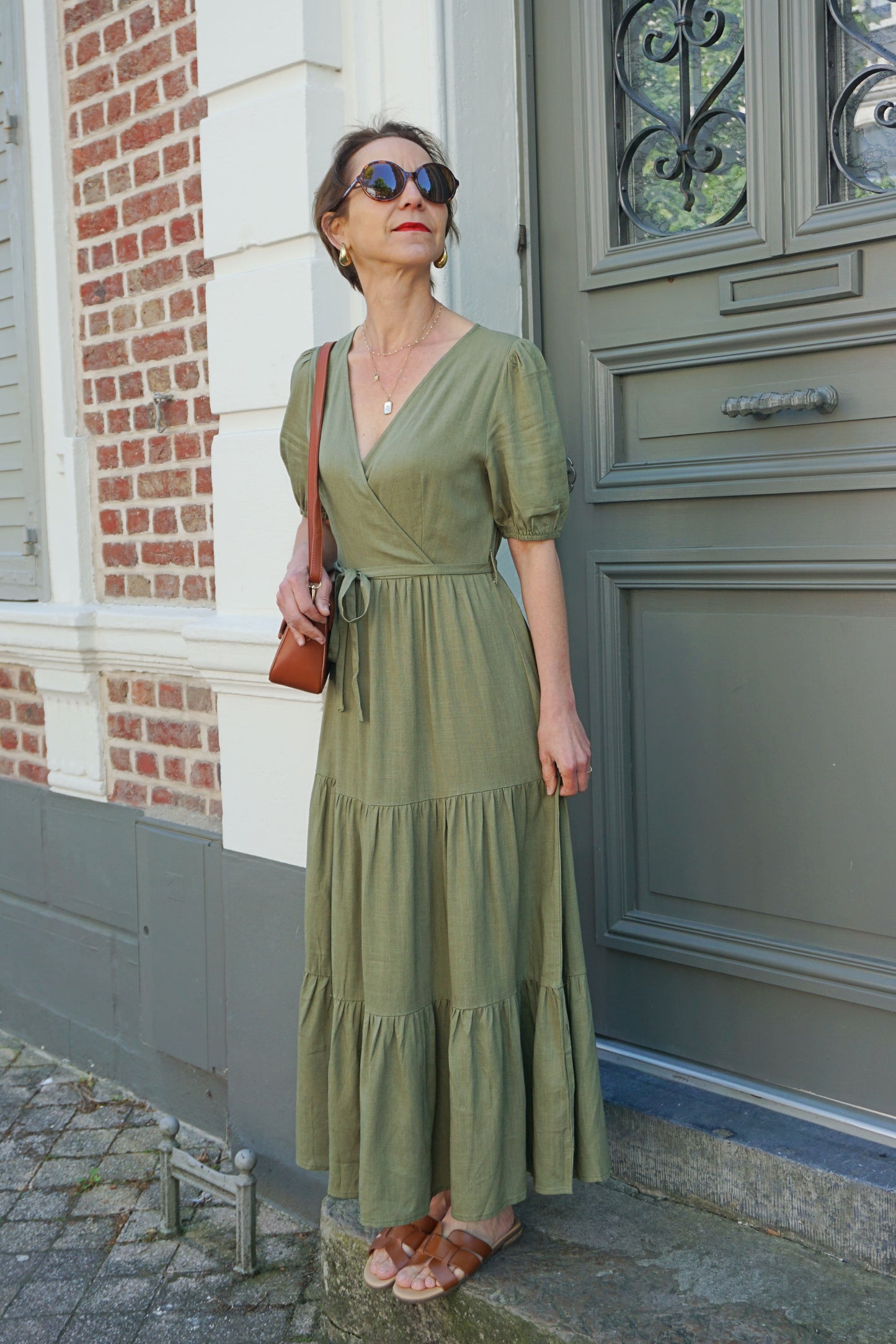 Robe longue verte kaki volants avec lin