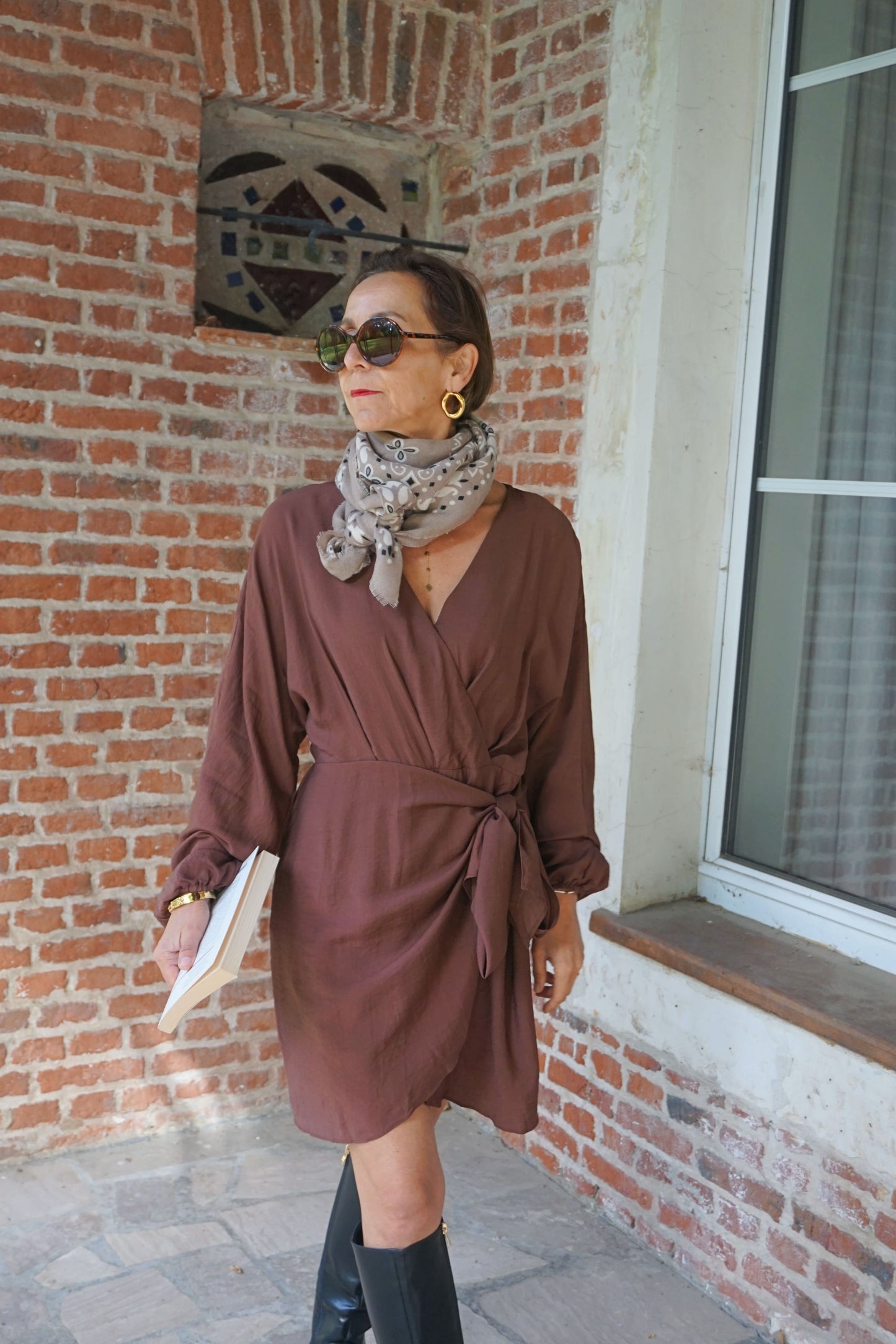 Robe marron chocolat nœud