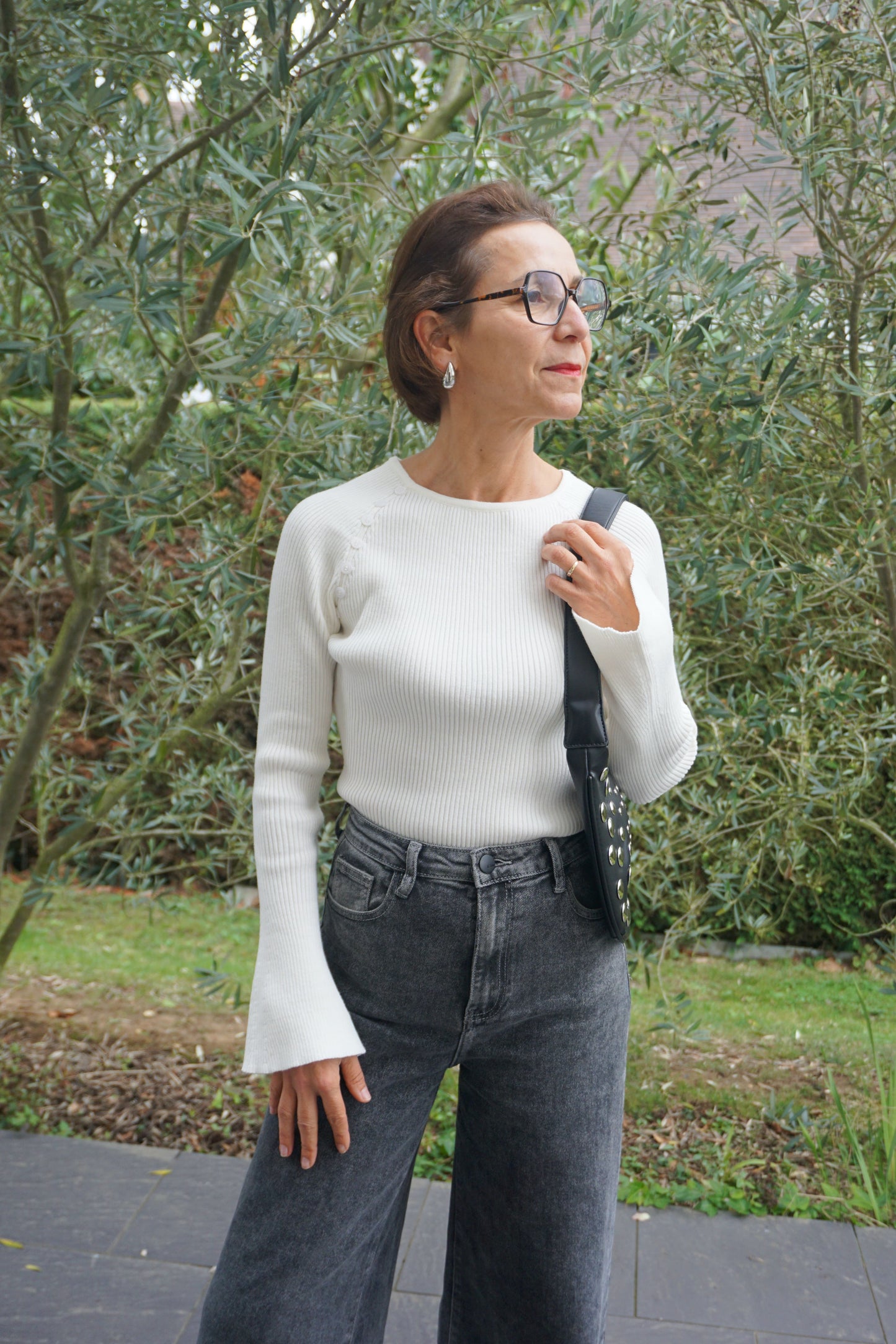 Top crème manches évasées et boutons