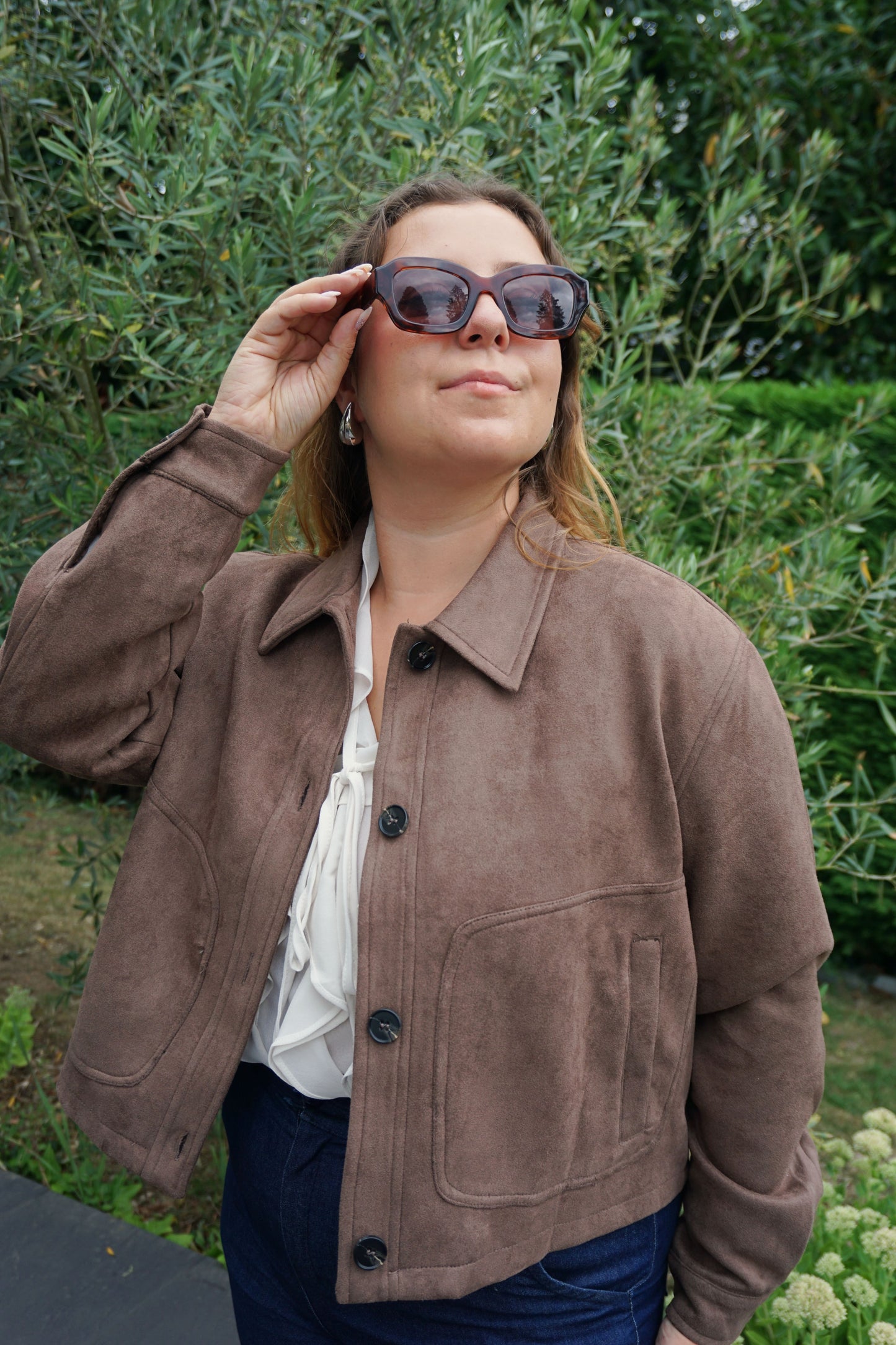 Veste courte effet daim marron foncé