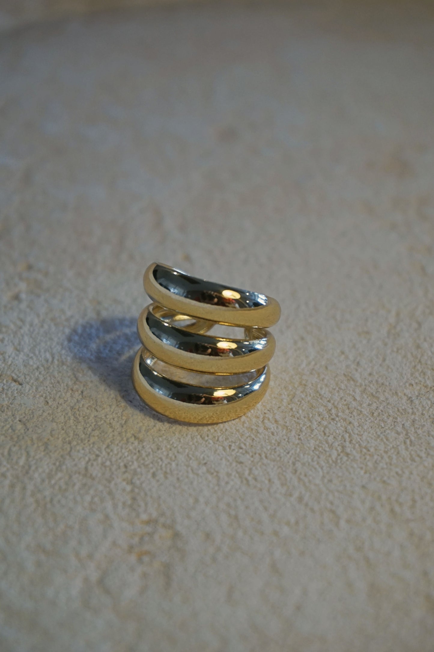 Bague dorée triple