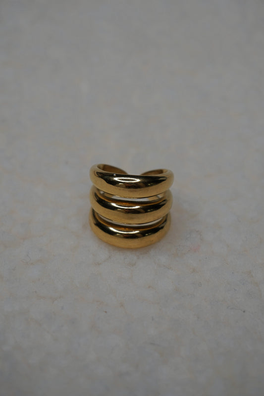 Bague dorée triple