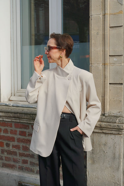 Blazer asymétrique crème