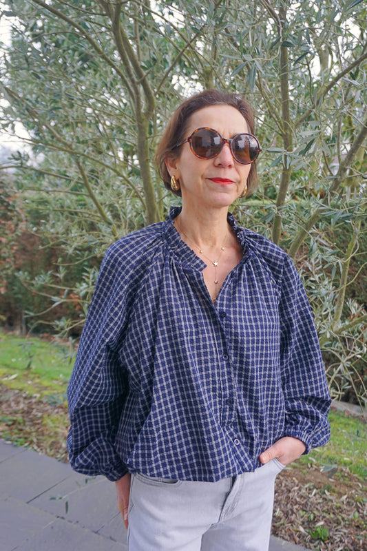 Blouse à carreaux bleue marine boule
