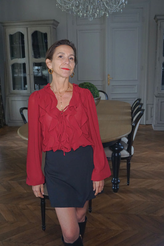 Blouse à volants bordeaux