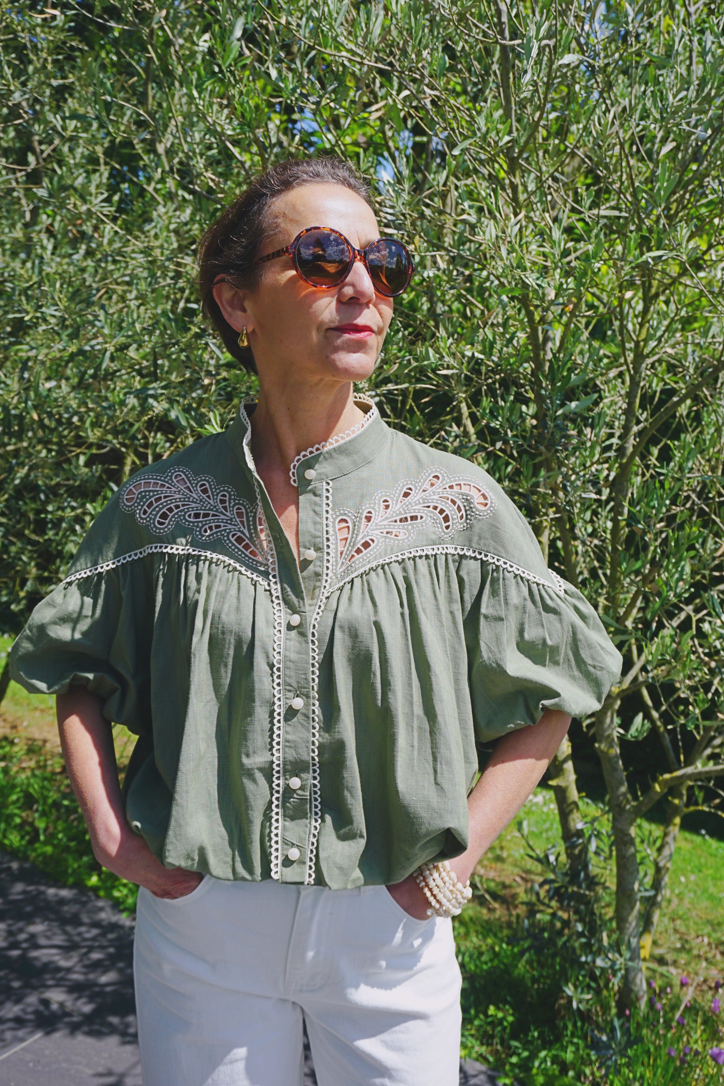 Blouse brodée kaki coton