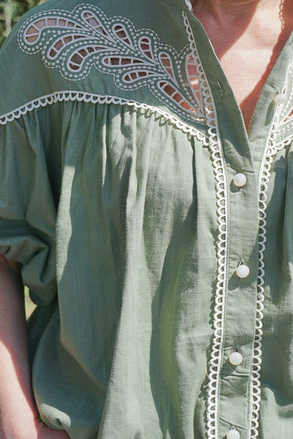 Blouse brodée kaki coton