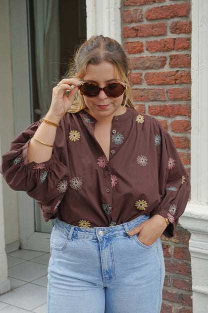 Blouse coton marron à fleurs brodées