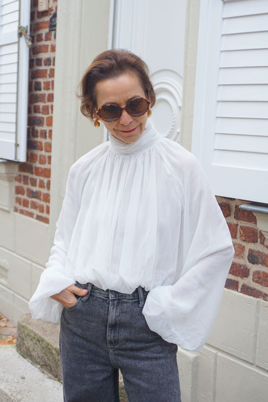 Blouse drapée blanche col montant