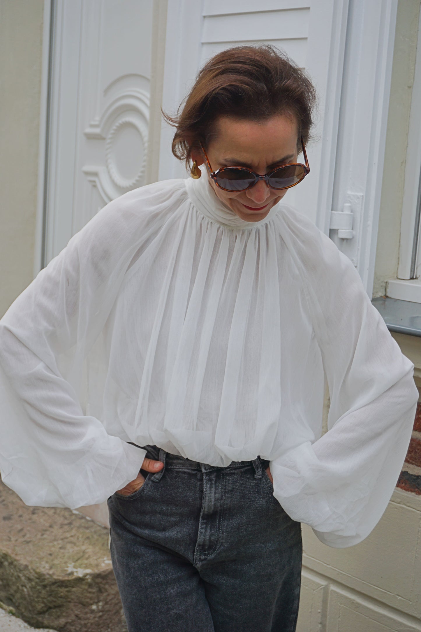 Blouse drapée blanche col montant
