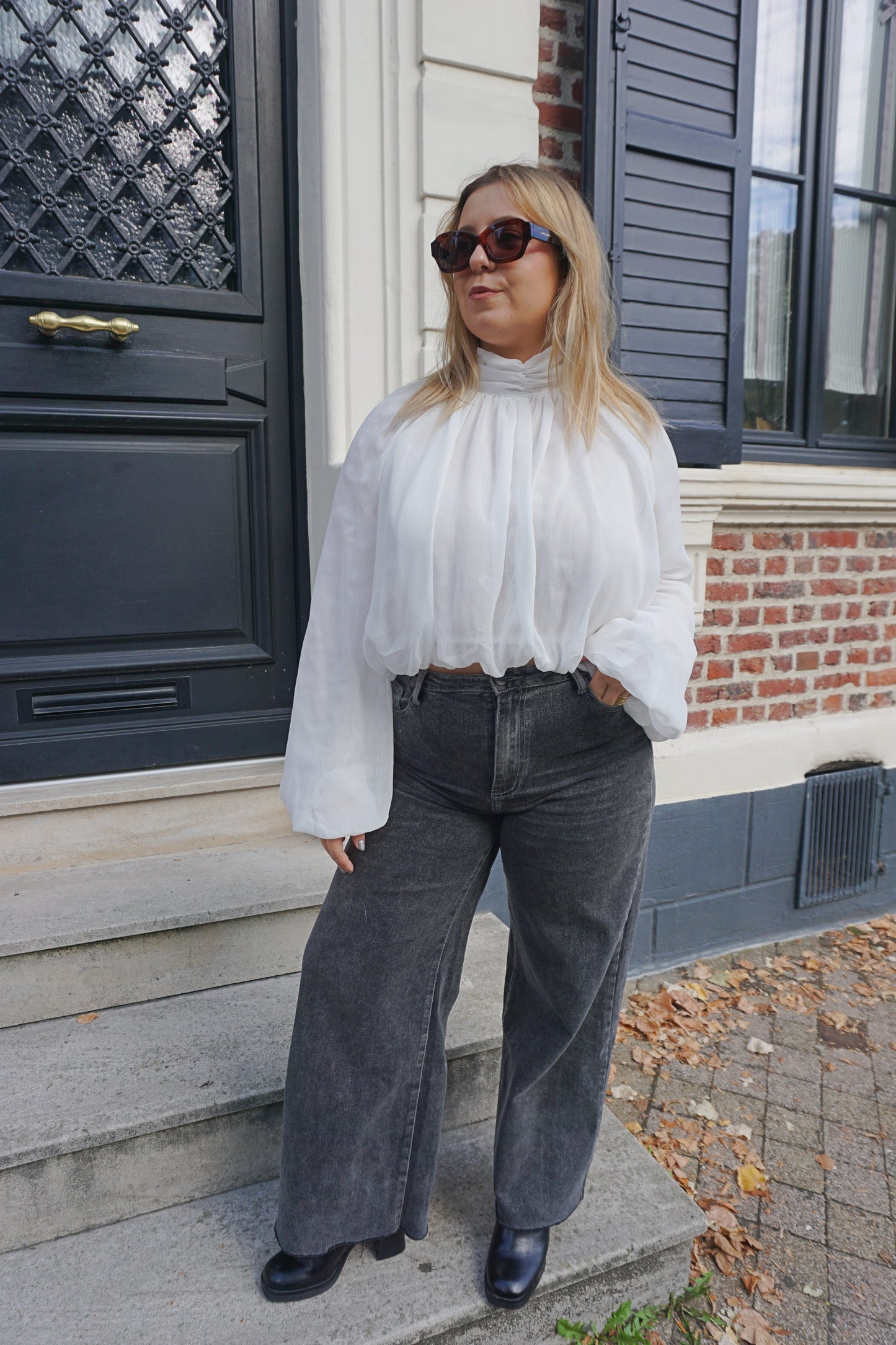 Blouse drapée blanche col montant