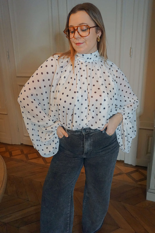 Blouse fluide col lavallière à pois soie