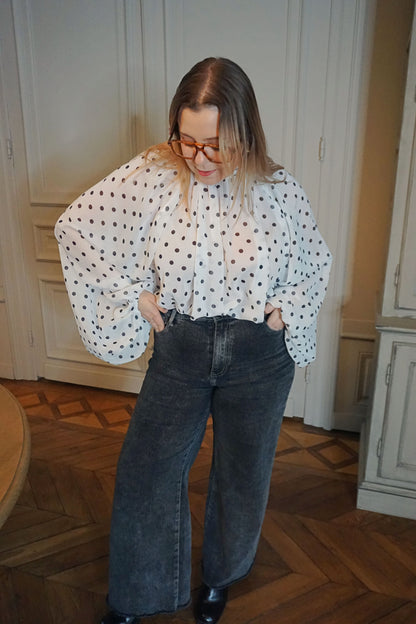 Blouse fluide col lavallière à pois soie