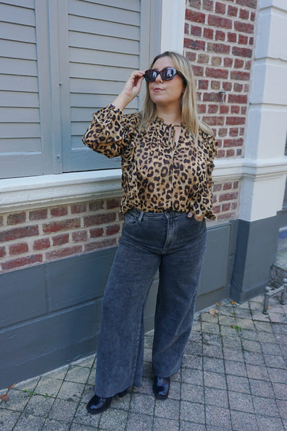 Blouse fluide léopard volants avec soie