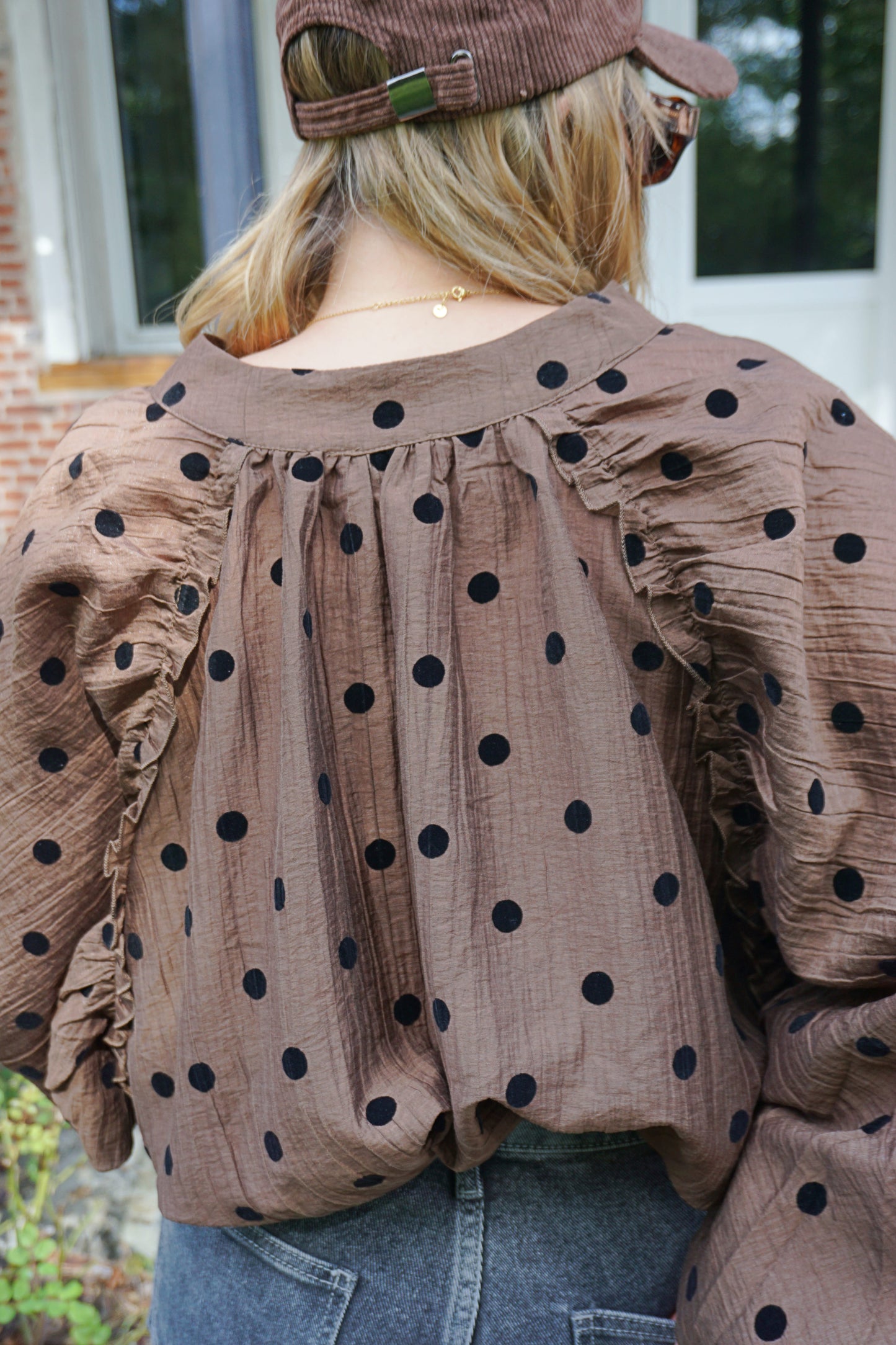 Blouse marron oversize à pois