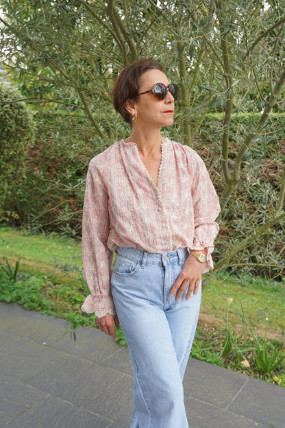 Blouse rose brodée coton