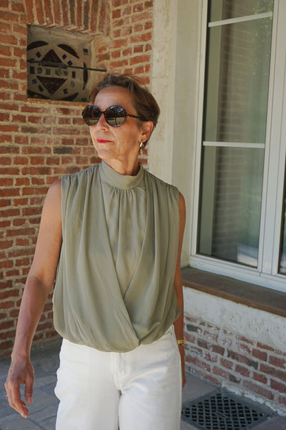Blouse sans manches vert d’eau fluide ballon