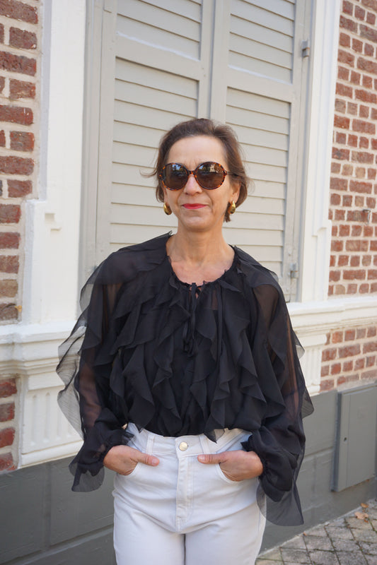 Blouse semi transparente noire volants