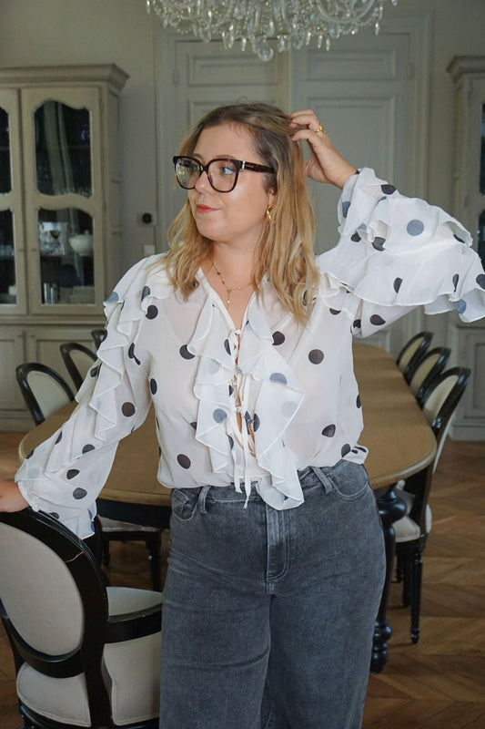 Blouse transparente blanche à pois
