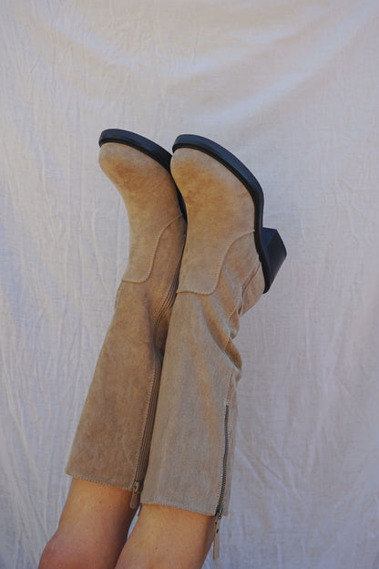 Bottes simili daim crème taupe