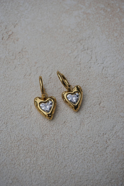 Boucles d'oreilles dorées cœur et strass