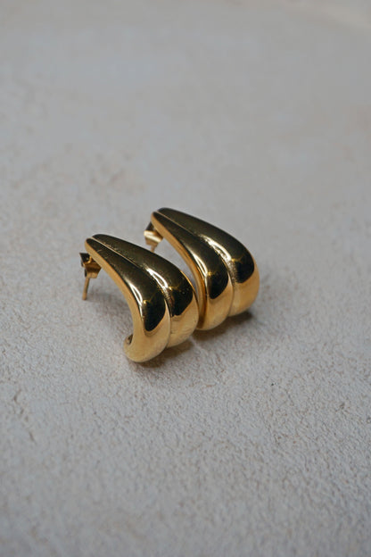 Boucles d'oreilles dorées goutte texturées