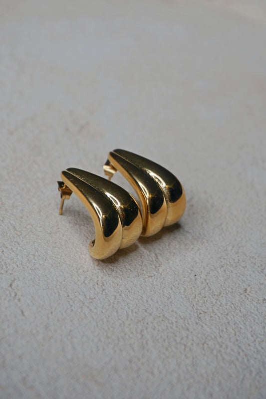 Boucles d'oreilles dorées goutte texturées