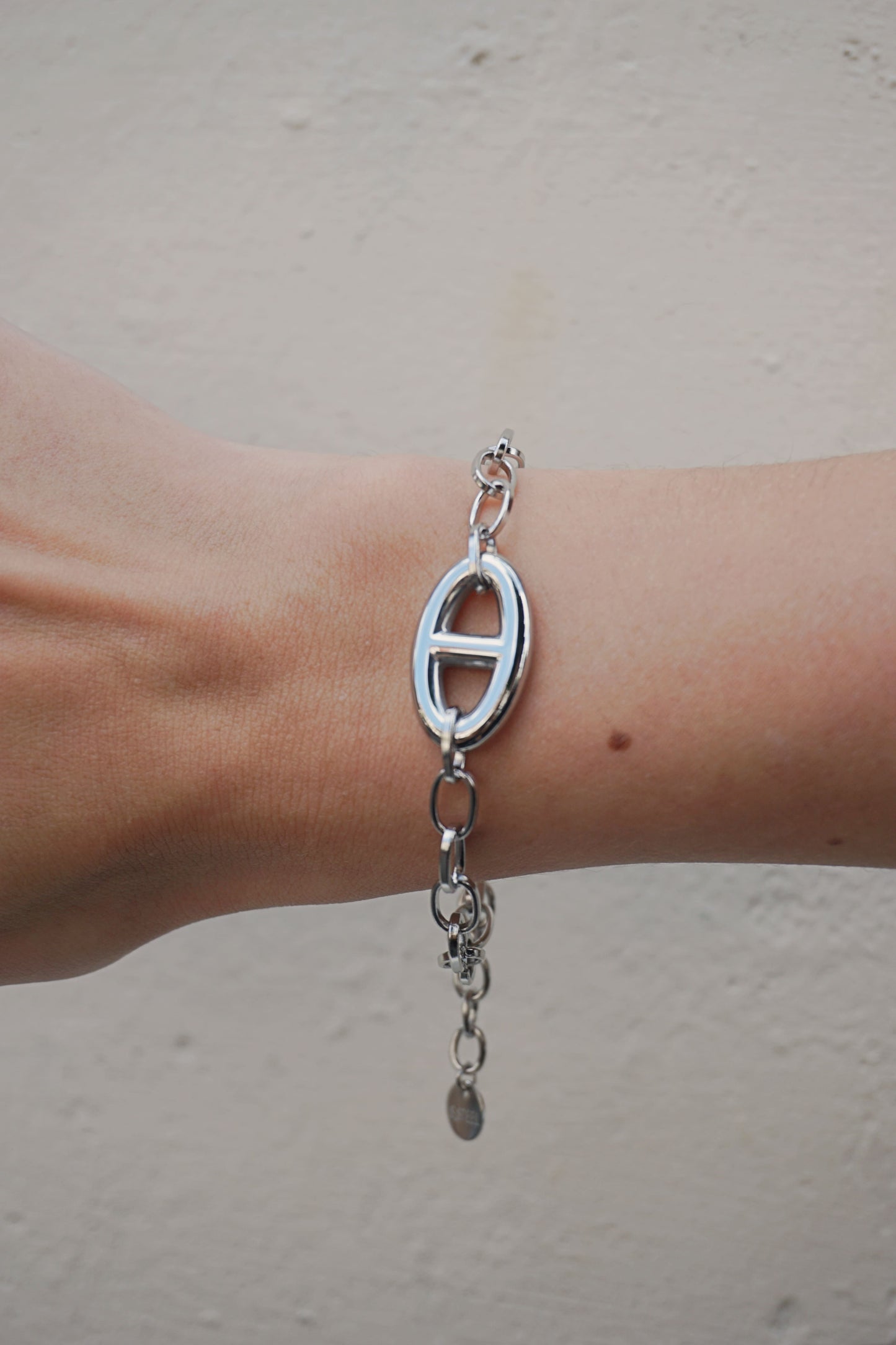 Bracelet argenté chaîne et boucle