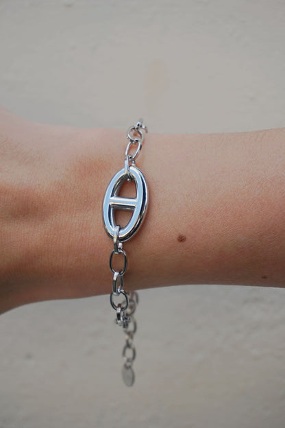 Bracelet argenté chaîne et boucle