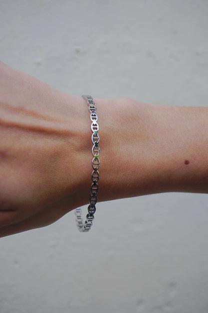 Bracelet jonc argenté et boucles