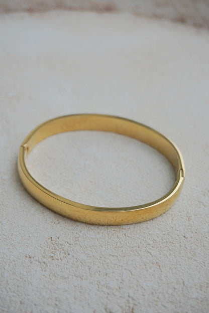 Bracelet jonc doré épais