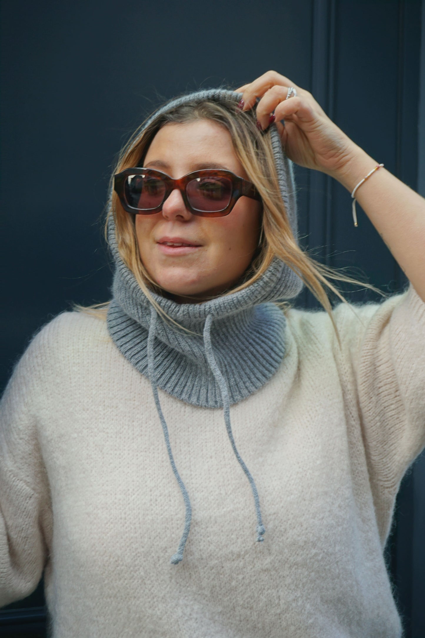 Cagoule laine angora grise