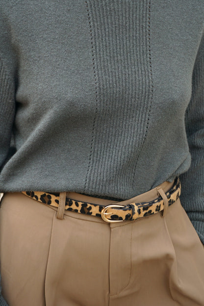 Thin leopard belt