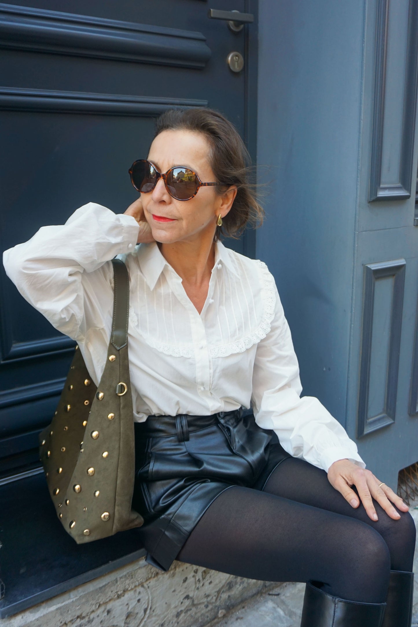 Chemise blanche avec volant dentelle