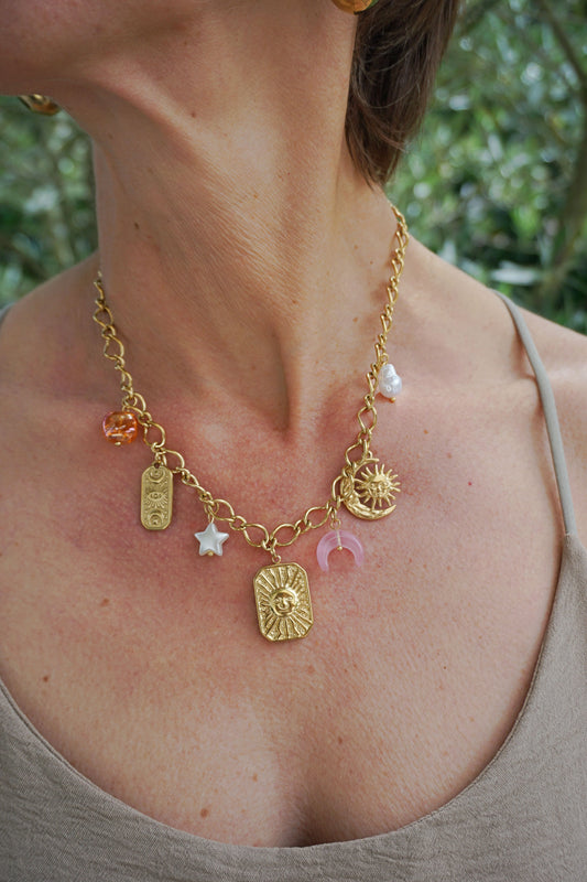 Collier doré charms soleil, lune, étoile PETIT DÉFAUT