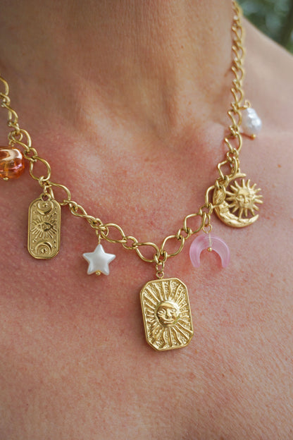 Collier doré charms soleil, lune, étoile PETIT DÉFAUT