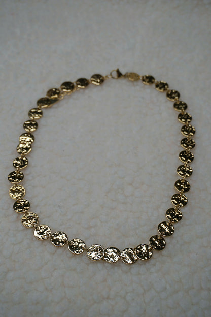 Collier doré médaillons brillants