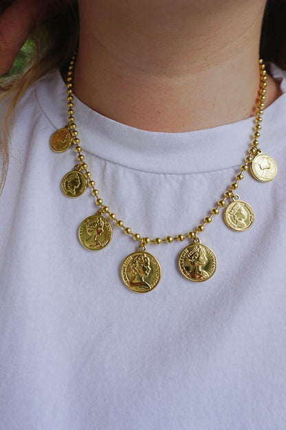 Collier doré pièces de monnaie
